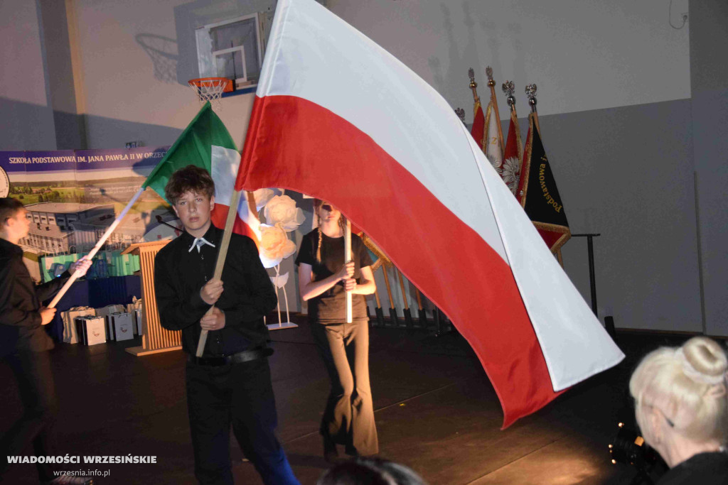 Zlot Szkół Jana Pawła II w Orzechowie