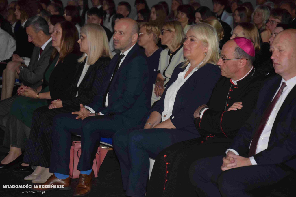 Zlot Szkół Jana Pawła II w Orzechowie