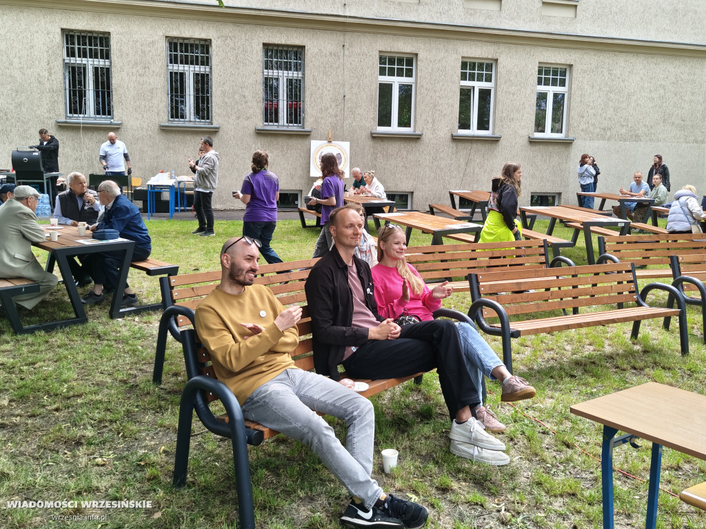 Sienkiewicz połączył pokolenia, piknik wspomnień