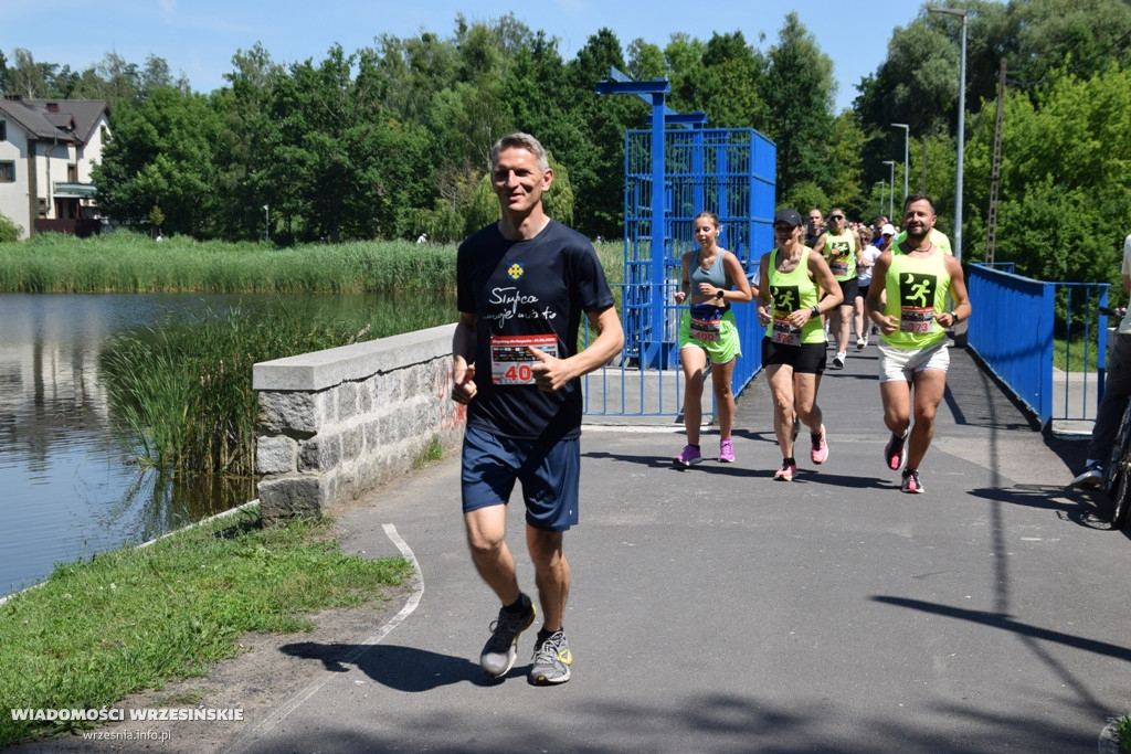 Bieg dla Kacperka nad zalewem Lipówka