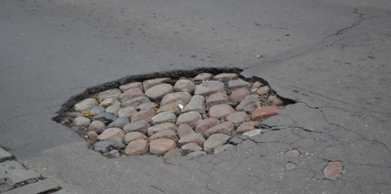 Dziury w centrum miasta (galeria)