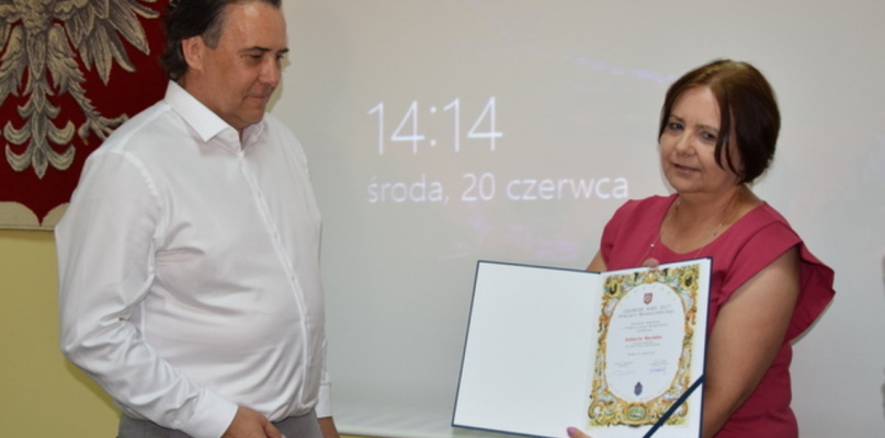 Człowiek Roku 2017 i wolontariusze uhonorowani na sesji rady powiatu