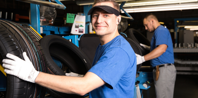Praca w Bridgestone Poznań. Sprawdź, ile można zarobić!