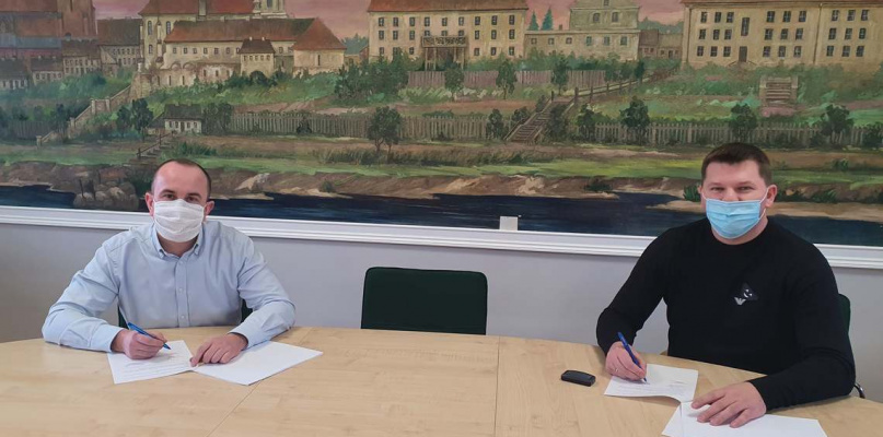 Umowa na kanalizację Pietrzykowa podpisana 