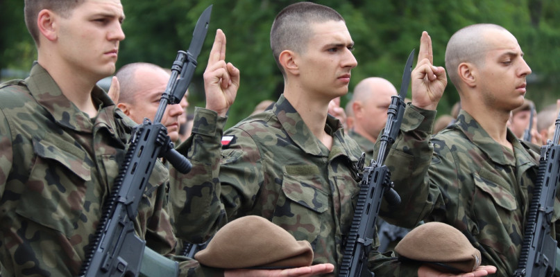 Przysięga terytorialsów w Biedrusku