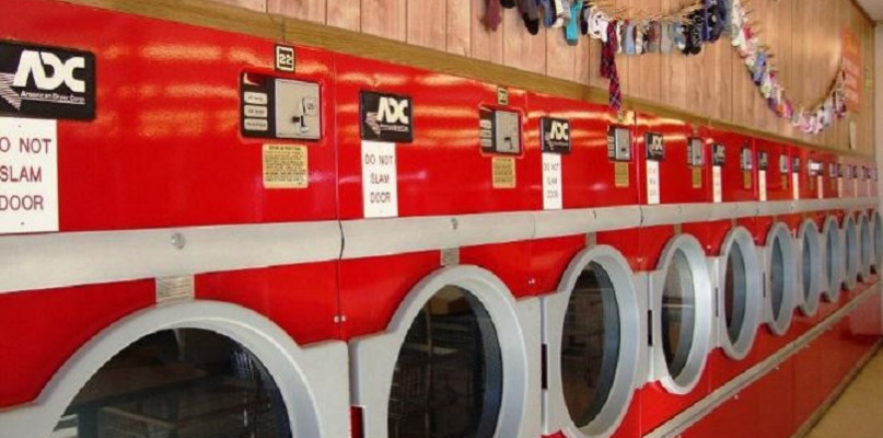 Jak wygląda pranie w pralni przemysłowej?