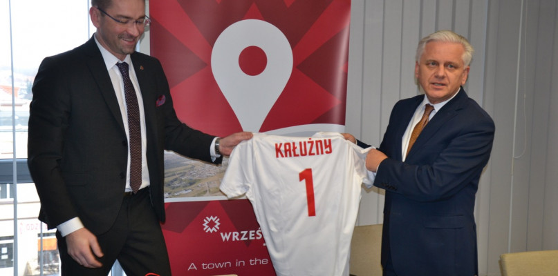 Prezes PZPS Sebastian Świderski z wizytą u burmistrza Wrześni