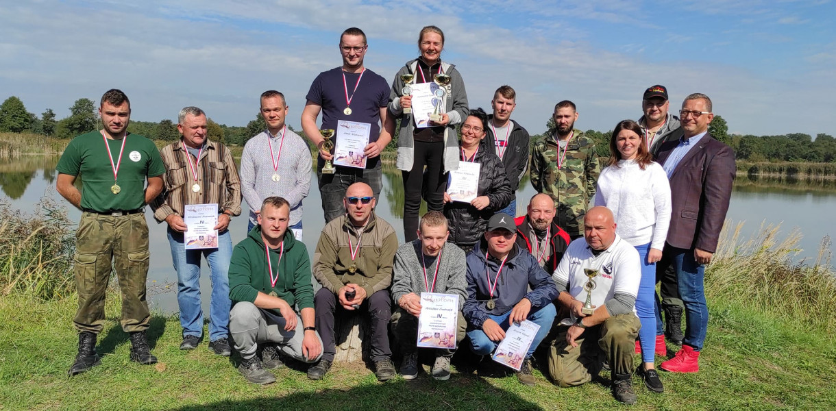 Zawody wędkarskie dla druhów z OSP Miłosław oraz niespodzianka od radnych