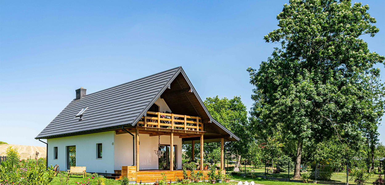 Blachodachówka panelowa- niezawodny dach na długie lata