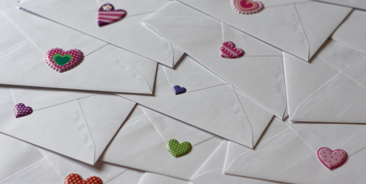 Koperta ozdobna - elegancki i oryginalny sposób na zapakowanie prezentu