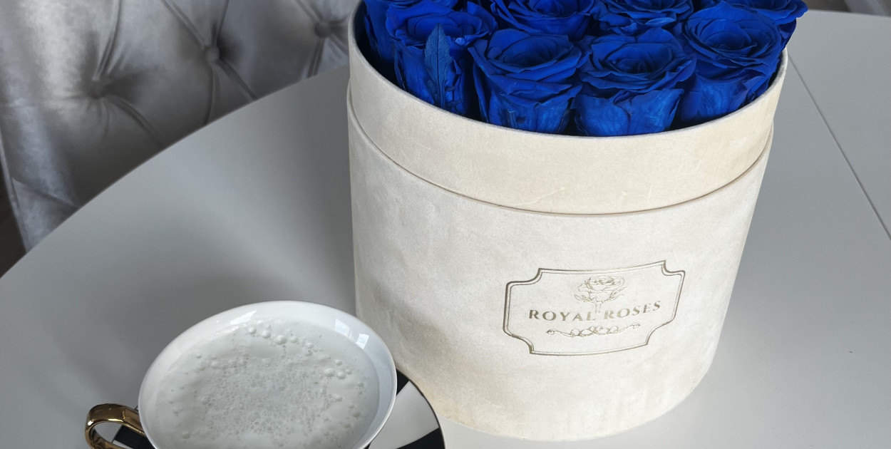 Bukiet niebieskich róż - na jakie okazje?