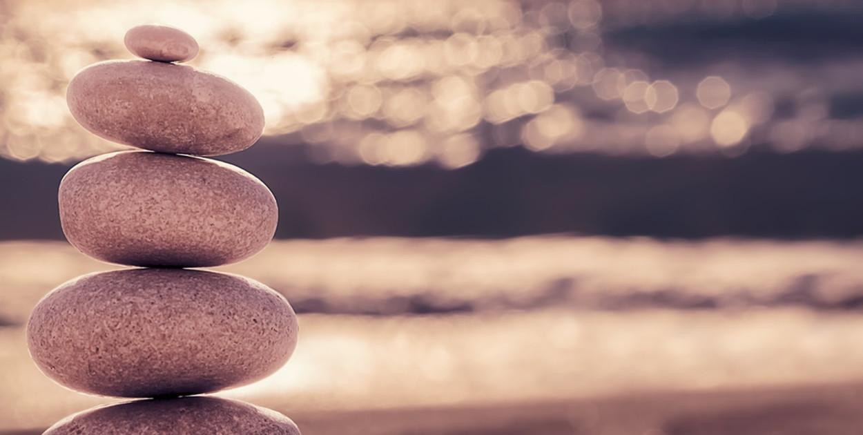 Medycyna holistyczna – założenia, korzyści, zagrożenia