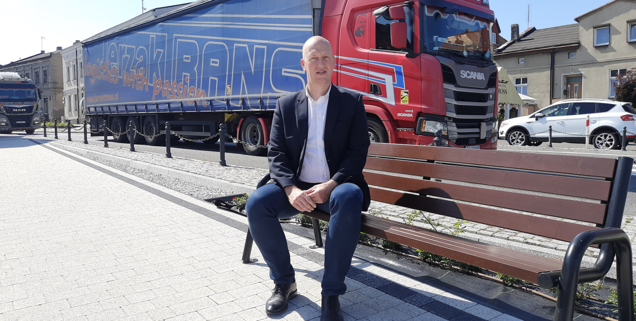 Miłosławski rynek jest piękny, ale co z tirami?