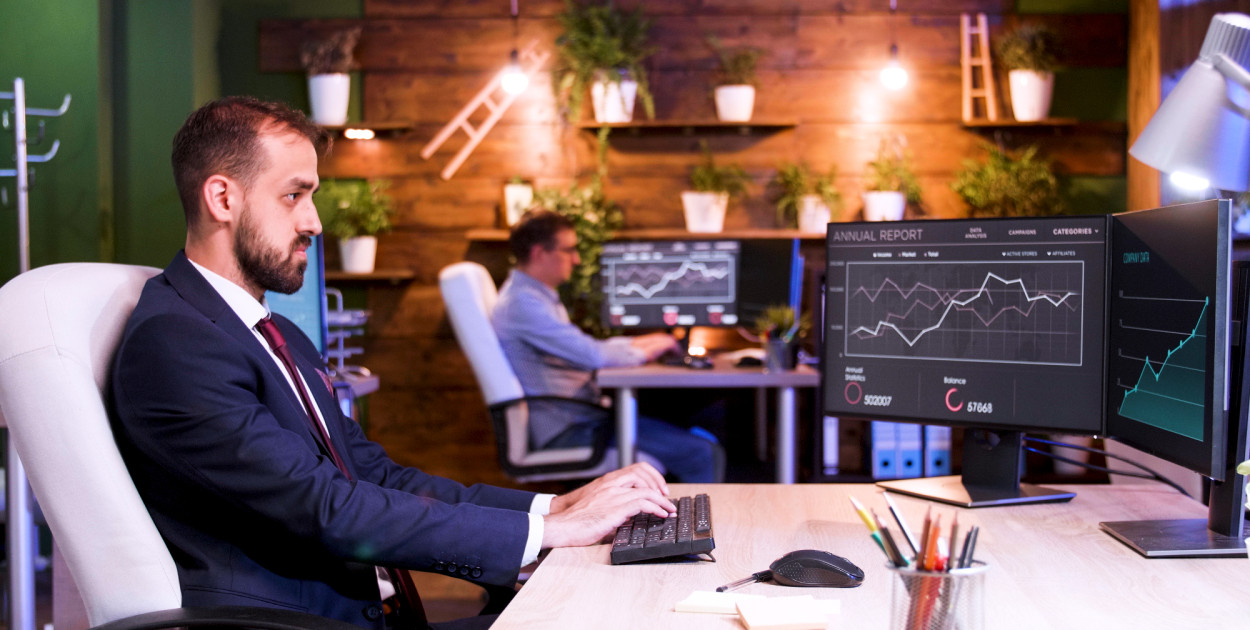 Czym się zajmują domy maklerskie?