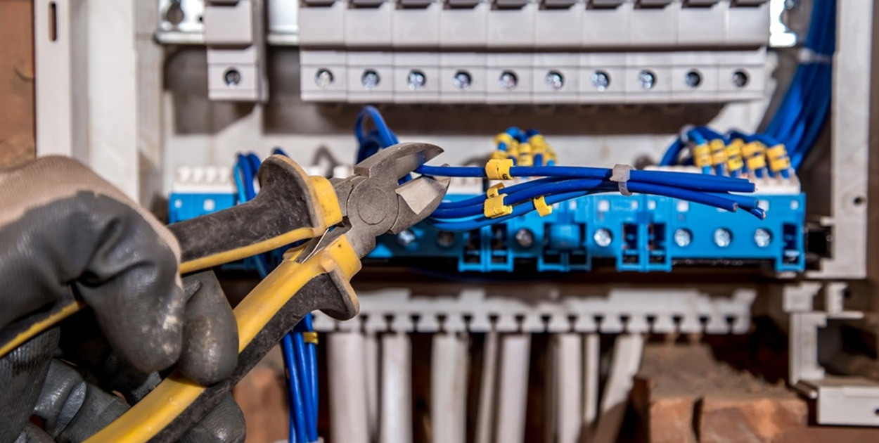        Elektryczne ABC – co każdy początkujący elektryk powinien wiedzieć?     