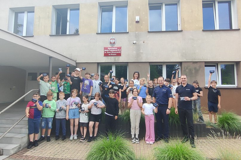 Bezpieczniej na hulajnogach.