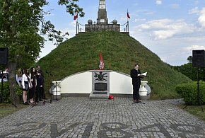 Pod znakiem pługa i miecza. Historia sokołowskiego pomnika-36681