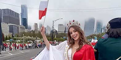 Piękna Kasandra na paradzie w Chicago-36683