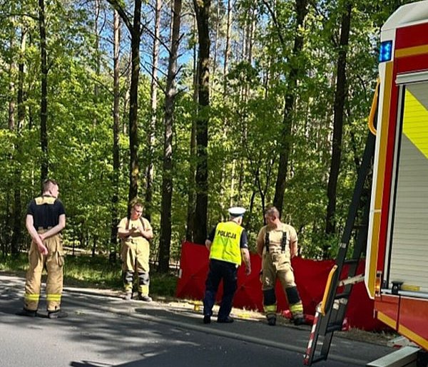 Tragedia na drodze niedaleko Czerniejewa-37038