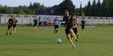 Trzydzieści trzy gole na dole-37118