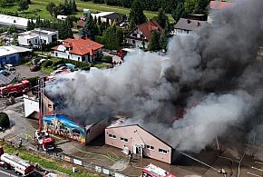 Walka z żywiołem. Pożar Bemagu z drona (FOTO)-37313