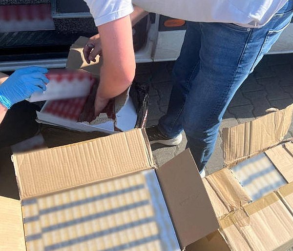 REGION: Kontrola na A2. Ponad 20 tysięcy nielegalnych papierosów-37342