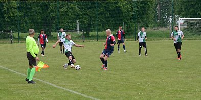Lipa razy dwa. Orlik spada na dno-37517