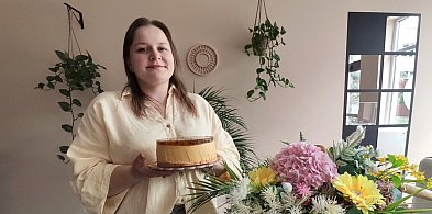 Pistacja, beza i inne cuda z Manufaktury Słodkości-38350