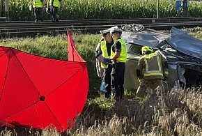 Śmiertelny wypadek. 28-latek zginął z zderzeniu z pociągiem [FOTO]-38399