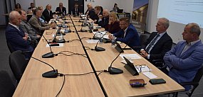 Radny przeciwko Prymasowi Polski? Gorąca debata