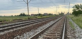 Policjanci i maszynista obezwładnili desperata