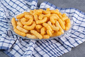 Popularne chrupki mogą Ci zaszkodzić. GIS alarmuje po kontroli-40055