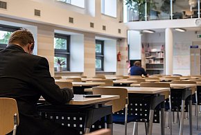 Zmiany w przepisach o wynagrodzeniach. Zapłacą za gotowość do pracy-40078