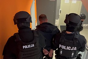 Krwawa bójka przed siłownią we Wrześni-40211