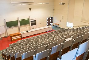 Uczelnie przeżywają oblężenie. Ten kierunek przyciąga tłumy-40515