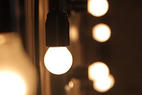 Rachunki za prąd pójdą w dół. Rząd usuwa opłatę doliczaną od lat-40620