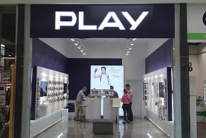 Potężna kara dla Play. Sieć ma zwrócić klientom pobrane środki-40910