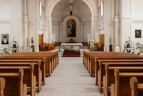 Miliony na Kościół w 2026 roku. Państwo co roku dokłada do duchownych-41265