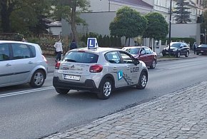 17-latkowie dostaną „prawko”. Nowe przepisy stawiają twarde warunki-41367