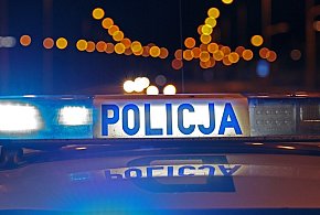 Poznań. Cudze tablice, łyse opony, zero uprawnień i kolizja