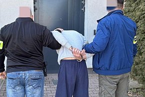 REGION: 21-latek z maczetą ruszył na kobietę w parku