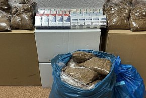 Tysiące nielegalnych papierosów przejęte pod Wrześnią