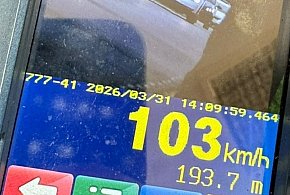 Jechał ponad 100 km/h w terenie zabudowanym