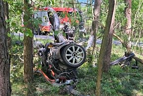 REGION: Śmierć na miejscu i auto w kawałkach