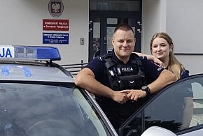 REGION: Policjanci wynieśli nieprzytomnego z płonącego domu