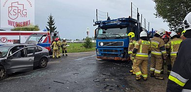 Wypadek w Gozdowie. Trzy osoby trafiły do szpitala [FOTO]-39025