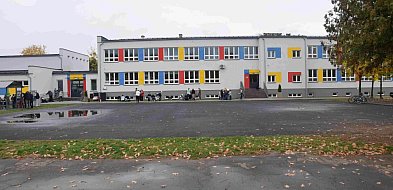 Zrzutka na defibrylator dla szkoły w Bieganowie-40262