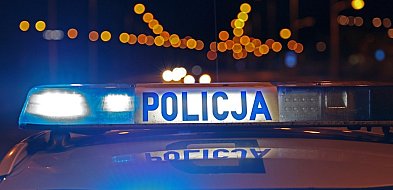 Poznań. Cudze tablice, łyse opony, zero uprawnień i kolizja