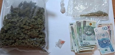 REGION: Narkotyki, nielegalne papierosy i gotówka