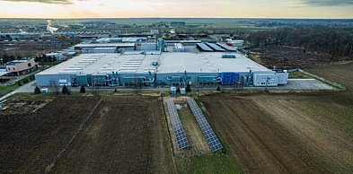 Zamknięcie Tarkett w Orzechowie. Pracownicy szkolą się na operatorów CNC